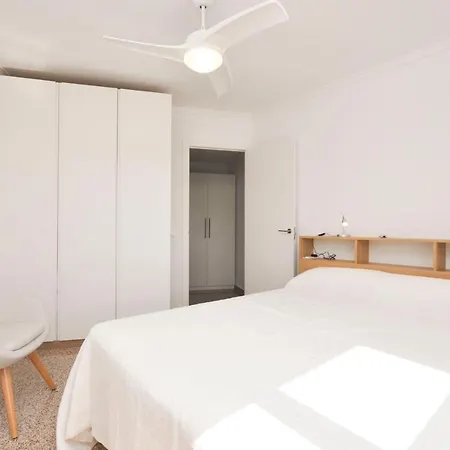 Apartment 7th Floor Beachfront With Stunning Views