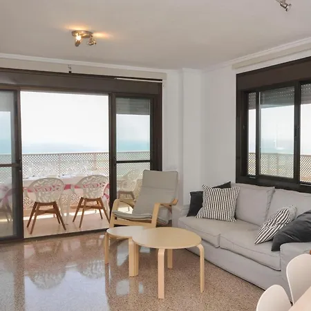 Apartment 7th Floor Beachfront With Stunning Views *